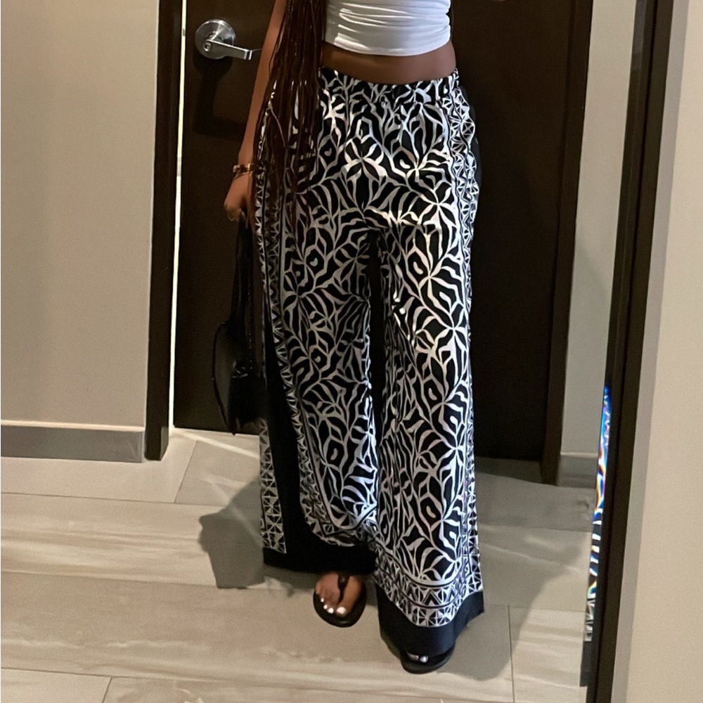 Printed Wide-Leg Pants